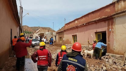 El trabajo de los bomberos duró todo el día.