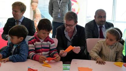 Lewis, en una visita a los proyectos humanitarios de Maraz, Turquía.