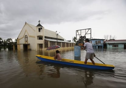 Os efeitos das inundações em Bulacán, no norte de Manila.