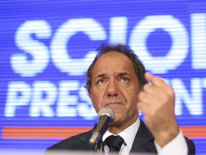 Daniel Scioli fala no dia seguinte à eleição.