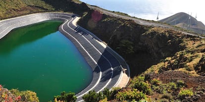 La central hidráulica de bombeo reversible Gorona del Viento El Hierro.