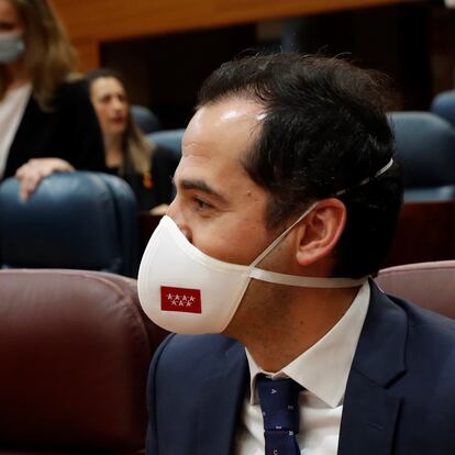 El vicepresidente de la Comunidad de Madrid, Ignacio Aguado, durante el pleno que la Asamblea celebra este jueves centrado en la petición de la Comunidad de Madrid de avanzar a la fase 1 de la desescalada, rechazada en dos ocasiones por el Ministerio de Sanidad. En Madrid, (España), a 21 de mayo de 2020.
21 MAYO 2020;ISABEL DIAZ AYUSO;ASAMBLEA;DESESCALADA;FASE 1
Pool
21/05/2020 