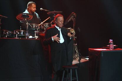 Julio Iglesias durante un concierto en San Juan (puerto Rico) el 30 de septiembre de 2016.