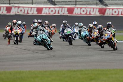 Inici de la cursa de Moto3 a Indianapolis.