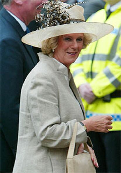 Camilla Parker Bowles, a su llegada a la abadía de Westminster.