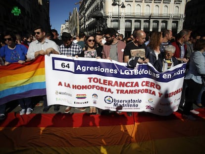 Concentración contra los ataques homófobos en la Puerta del Sol el pasado abril.