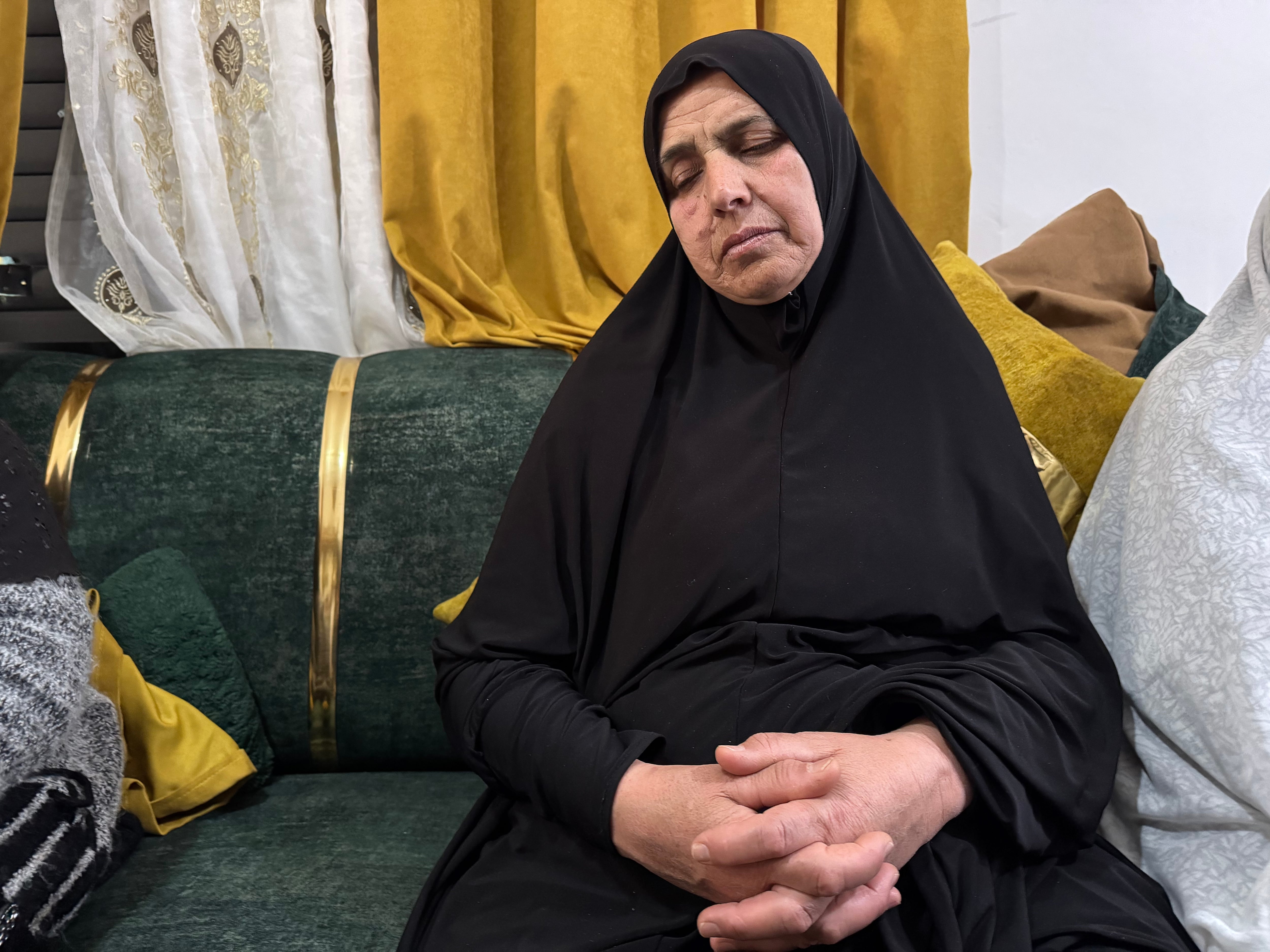 19/03/26 Hanam Masalha, madres de una de las muertas, en su casa en Beit Awa (Cisjordania). Foto: Antonio Pita