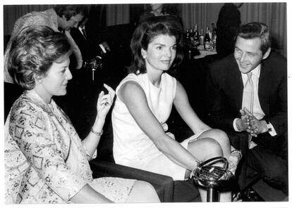 Marina Cicogna, junto a Jacqueline Kennedy.