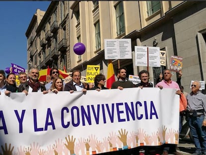 Linha de frente da manifestação.