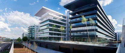 The Helios building in Campo de las Naciones, Madrid, where banking giant ING is scheduled to have its offices this summer.