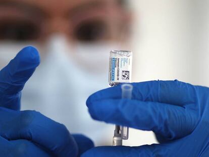 España espera vacunar a 22 millones de personas en el segundo trimestre