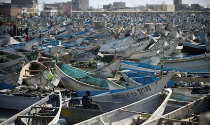 Barcos artesanales en Nouadhibou, Mauritania.