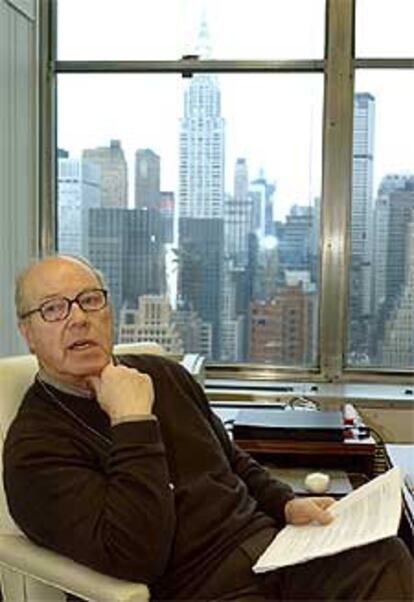 Hans Blix, en su oficina de la ONU en Nueva York, en enero de 2003.