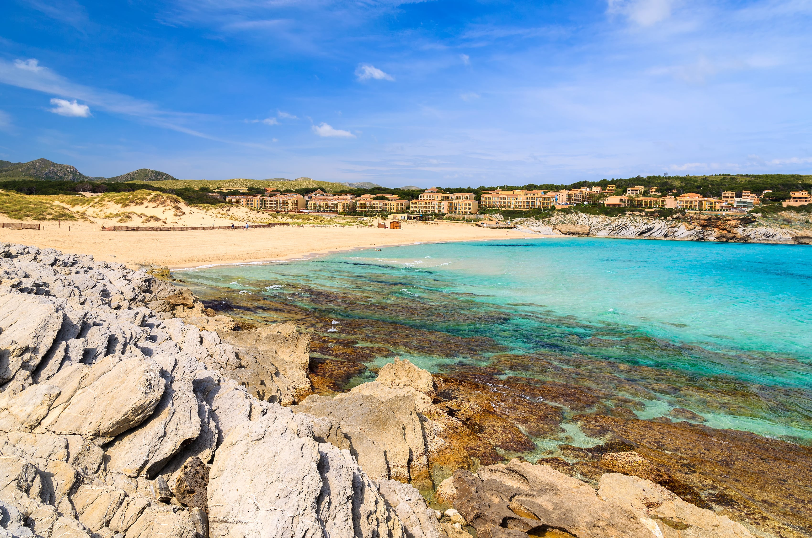 10 playas para el ‘veroño’ en el Mediterráneo