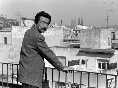 El profesor japonés Ko Tazawa, traductor y catalanófilo, en Barcelona en enero de 1996.