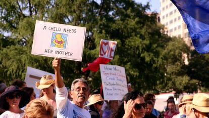 Manifestación en Texas contra la separación de familias en la frontera con México.