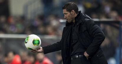 Simeone, durante el partido contra el Sevilla