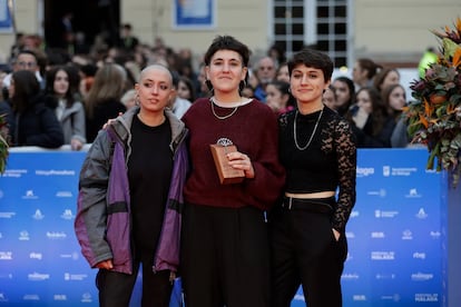 De izquierda a derecha, Isa Luengo, Marina Freixa y Sofia Esteve en el Festival de Málaga.