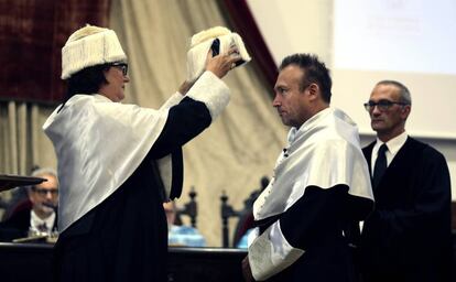 El artista Miquel Barceló, investido 'honoris causa' por la Universidad de Salamanca.
