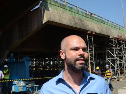 Bruno Covas faz vistoria em obra na Marginal Pinheiros, em novembro de 2018. 