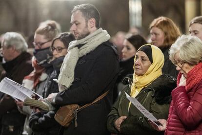 Una multitud atiende la misa en memoria de las víctimas del ataque de Estrasburgo, el 13 de diciembre de 2018.