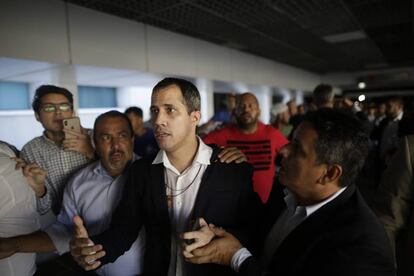 Juan Guaidó, a su llegada el aeropuerto de Caracas, el 11 de febrero de 2020.