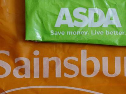 Sainsbury se desploma un 18% en Bolsa ante el posible bloqueo de su fusión con la filial de Walmart