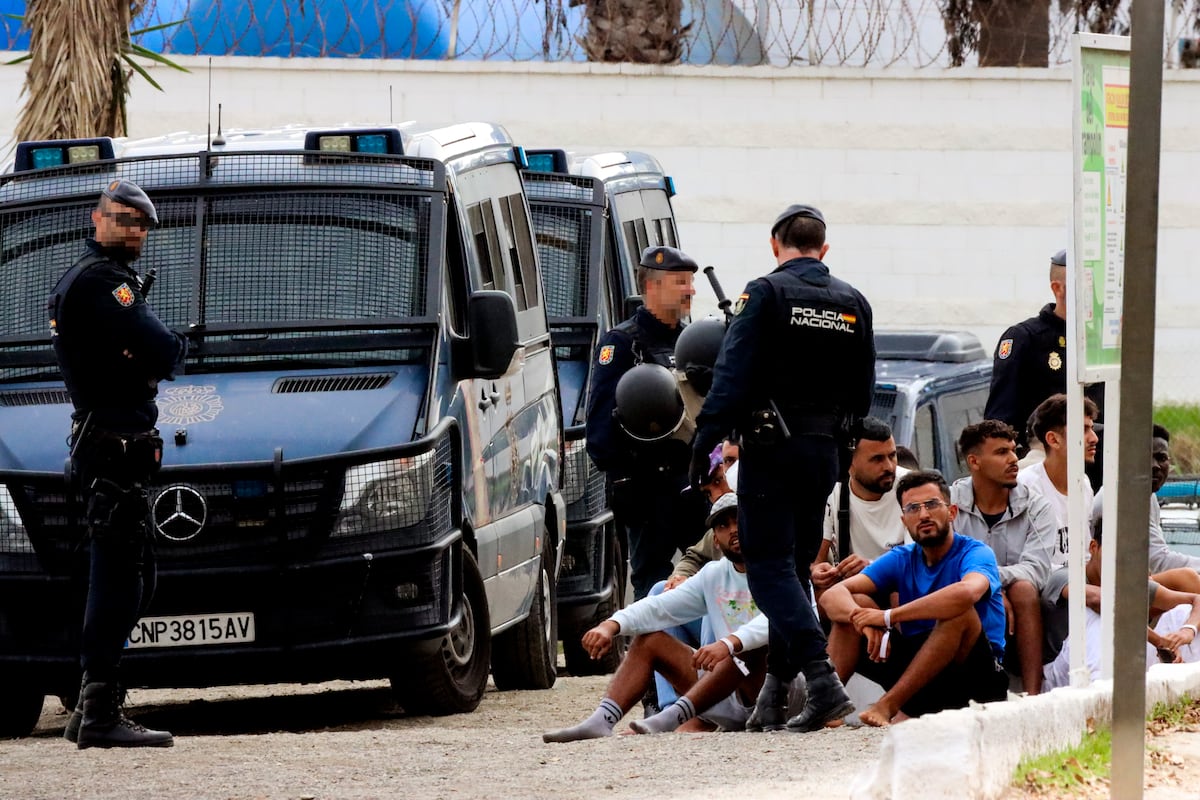 Spain returns 16 migrants from Ceuta to Morocco after rejecting protection claims