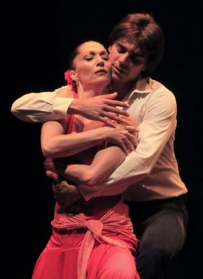 Vanesa Vento y Ángel Ruiz en un momento de 'Carmen'.