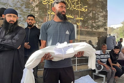 Las negociaciones para una tregua en Gaza se estancan mientras Israel avanza la ofensiva que ha desplazado a 180.000 personas en 10 días