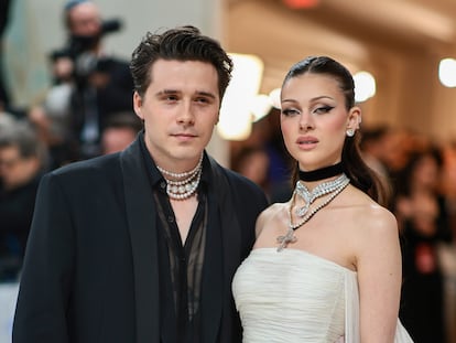 Brooklyn Beckham y Nicola Peltz, en la gala Met de 2023, el 1 de mayo en Nueva York.