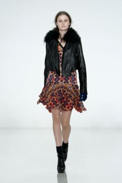 Digital Fashion Shows.