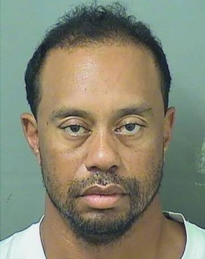  Fotograf&iacute;a de la ficha policial de Tiger Woods, tras ser arrestado el pasado mes de mayo.