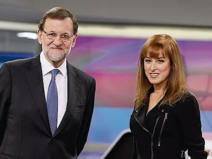 El presidente del Gobierno Mariano Rajoy y la directora de informativos de Antena 3 Gloria Lomana.