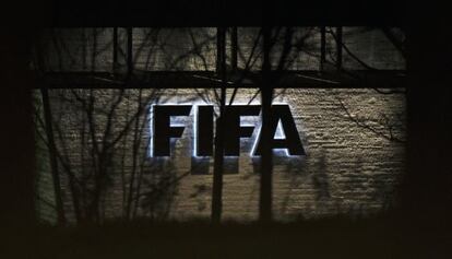 Exterior de la sede de la FIFA.