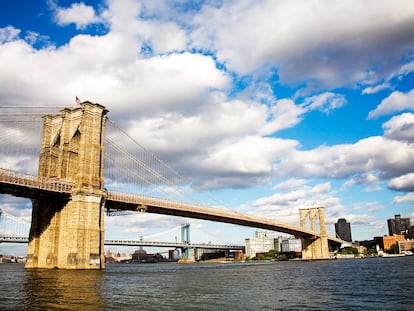 Si el Puente de Brooklyn existe, es por el empeño de una mujer