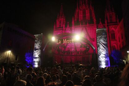 Concierto en la plaza de la Catedral durante la Merc&egrave;, fiesta que el Consistorio quiere descentralizar