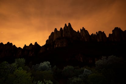 Imagen de las montañas de Montserrat