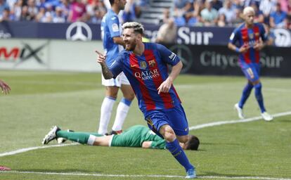 Messi celebra el primer gol del Barcelona.