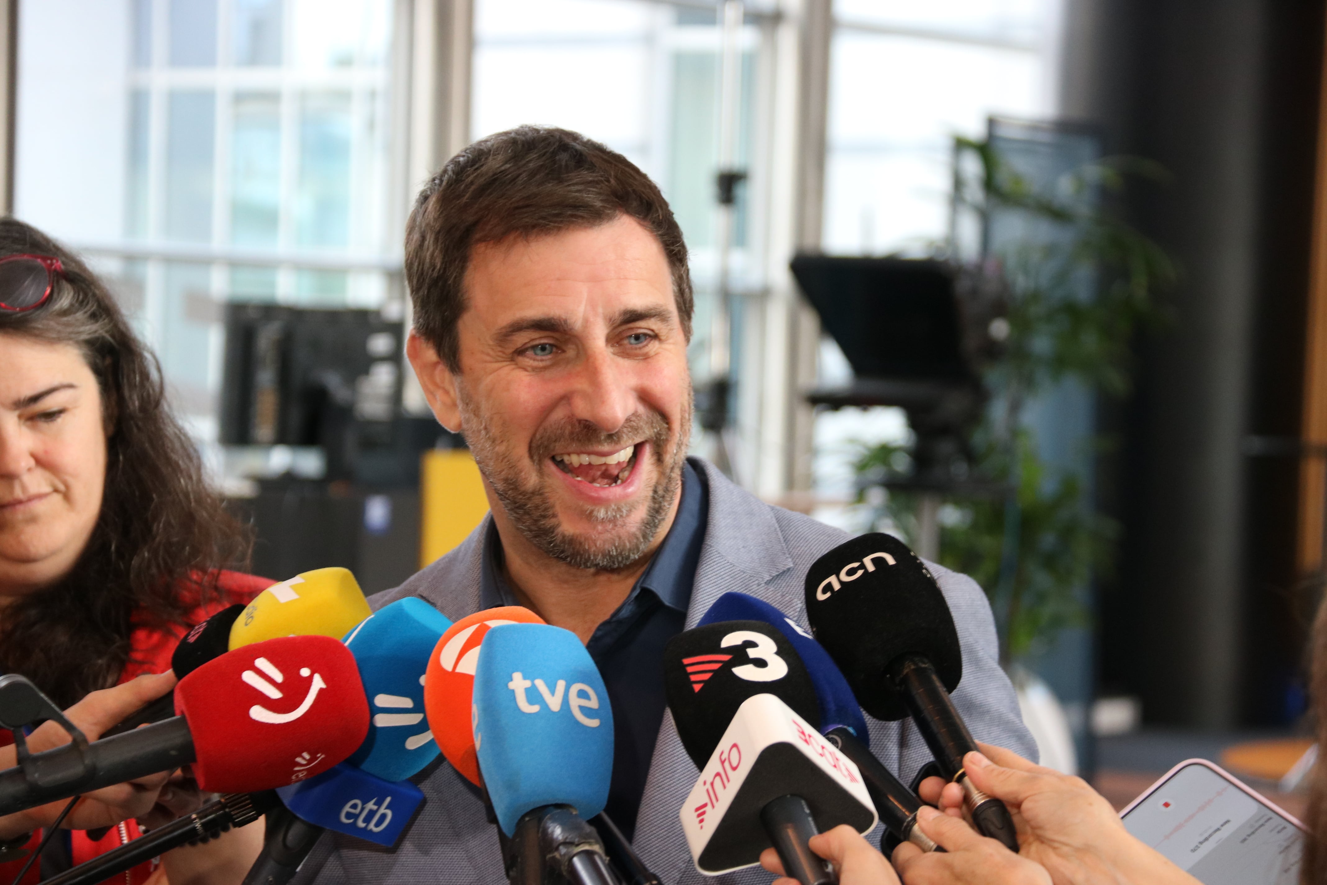 El exconsejero catalán Toni Comín adelanta su regreso de Bélgica e irá antes a Madrid para poder ser eurodiputado