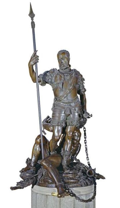 'Carlos V y el Furor', de Leone Leoni. Escultura vestida