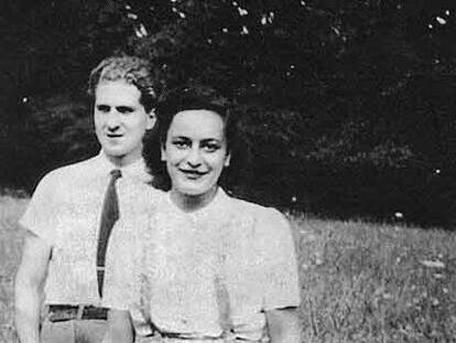 Hélène posa junto a su novio, Jean Morawiecki.