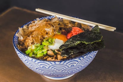 Bol de ramen de Koku Kitchen.