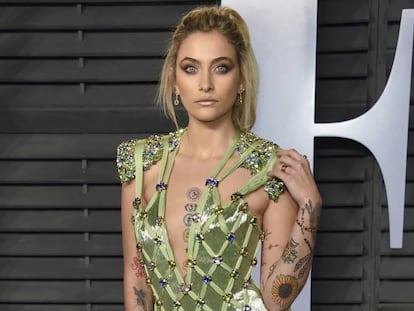 Paris Jackson en la fiesta de &#039;Vanity Fair&#039; con un dise&ntilde;o inspirado en su padre. 