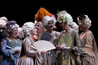 Ensayo de la ópera 'Adriana Lecouvreur', que se representa entre el 24 y el 2 de junio en el Teatro de la Maestranza.
