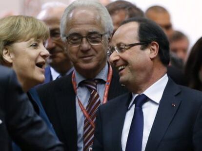La alemana Angela Merkel y el franc&eacute;s Fran&ccedil;ois Hollande, en mayo en Bruselas