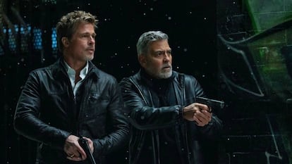 Brad Pitt y George Clooney, en 'Wolfs'.
