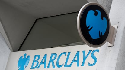 Logo de Barclays en una de sus oficinas en Londres, en una imagen de archivo.