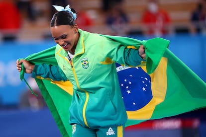 La gimnasta brasileña Rebeca Andrade en los Juegos Olímpicos de Tokio 2020