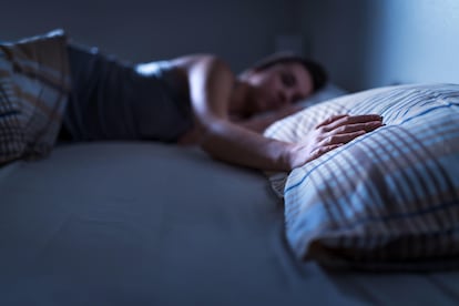 Should you try a 'sleep divorce' in the heat?